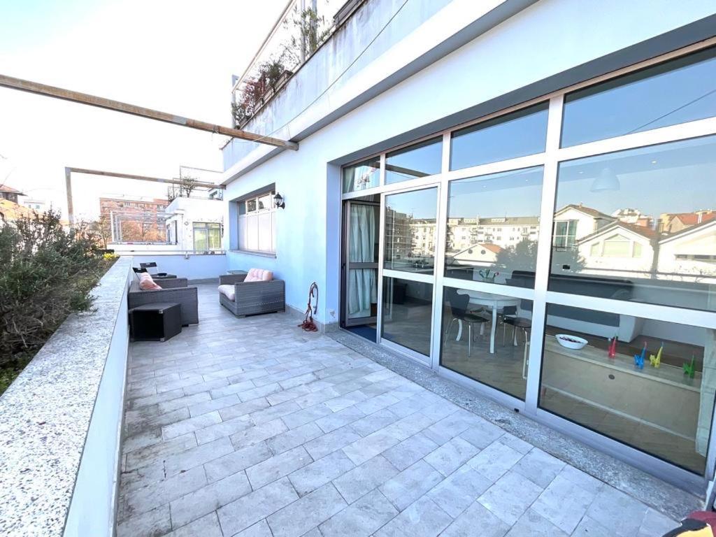 In Navigli District With Wonderful Terrace Appartamento